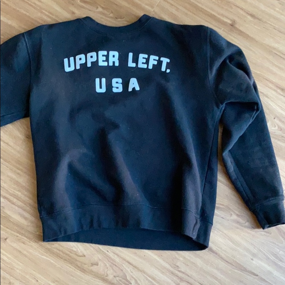 Long sleeve upper left shirt
